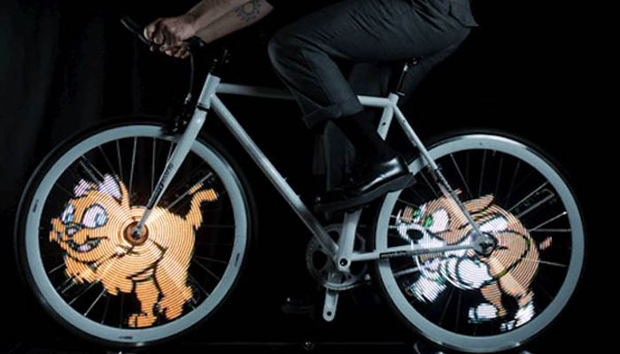 Luces LED con Mensajes e Imágenes Animadas para tu Bici.