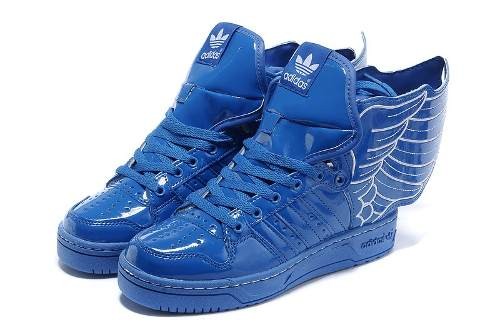Jeremy Scott - Adidas con Alas en charol azul