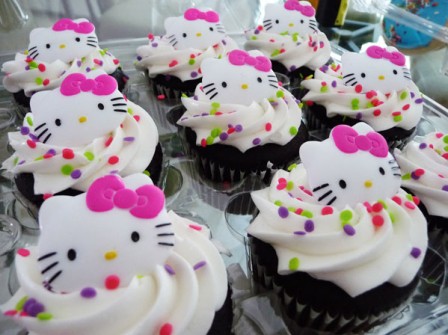Bocaditos de Hello Kitty - Cupcakes de Hello Kitty